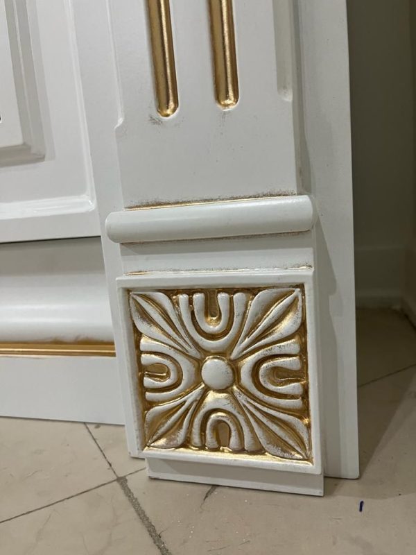 کمد کتابخانه کلاسیک چوبی ایستاده پلی اورتان سفیدطلایی سبک مراکشی - Image 7